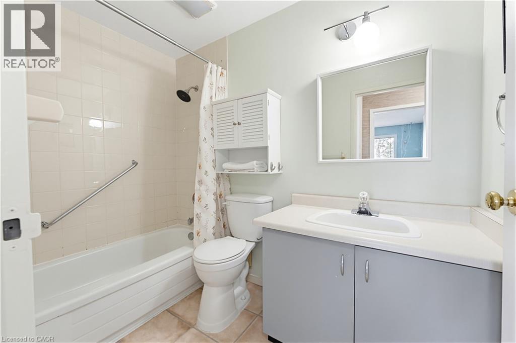 #110 30 HUGO Crescent - Image 18