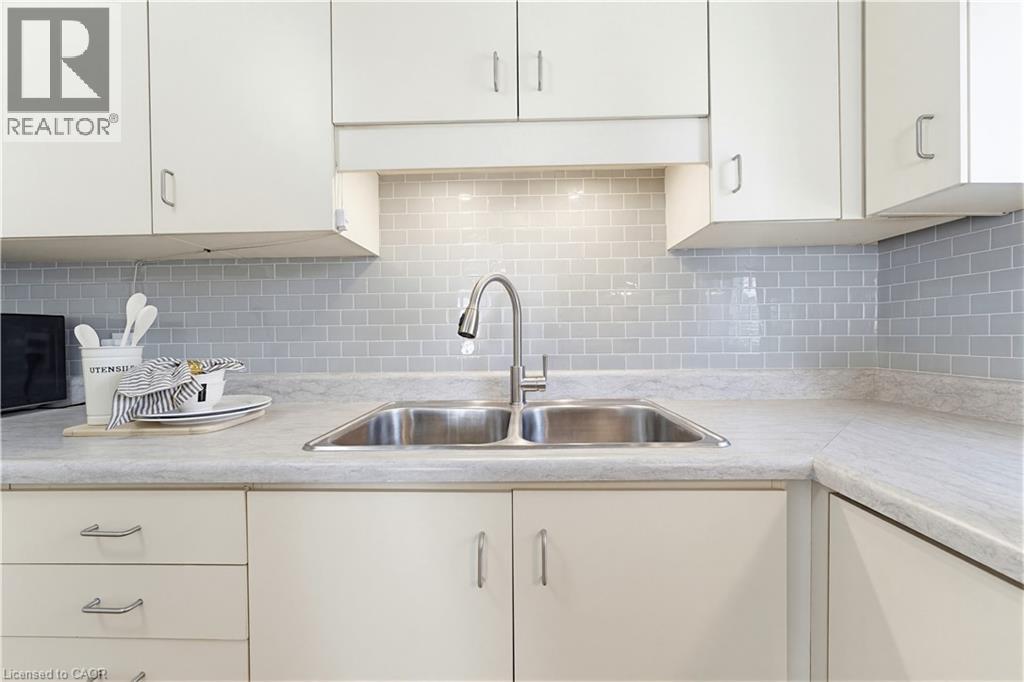#110 30 HUGO Crescent - Image 5