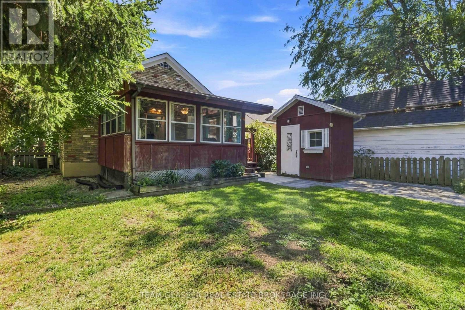 45 TREVITHEN STREET - Image 31