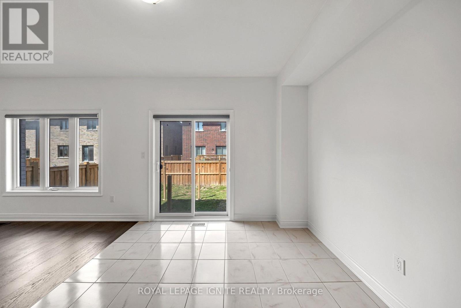 9 ALAN WILLIAMS TRAIL - Image 17