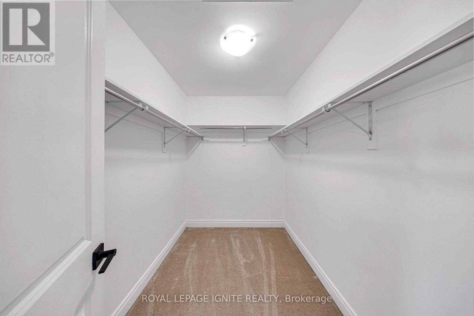 9 ALAN WILLIAMS TRAIL - 35
