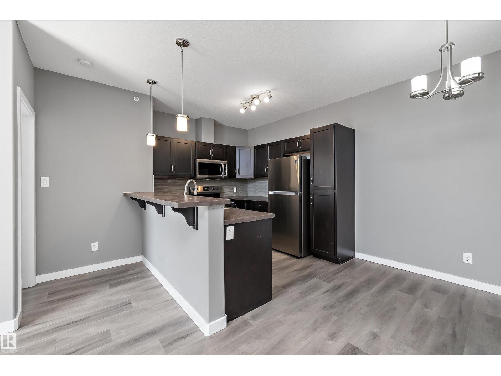 #419 304 AMBLESIDE LI SW - 12