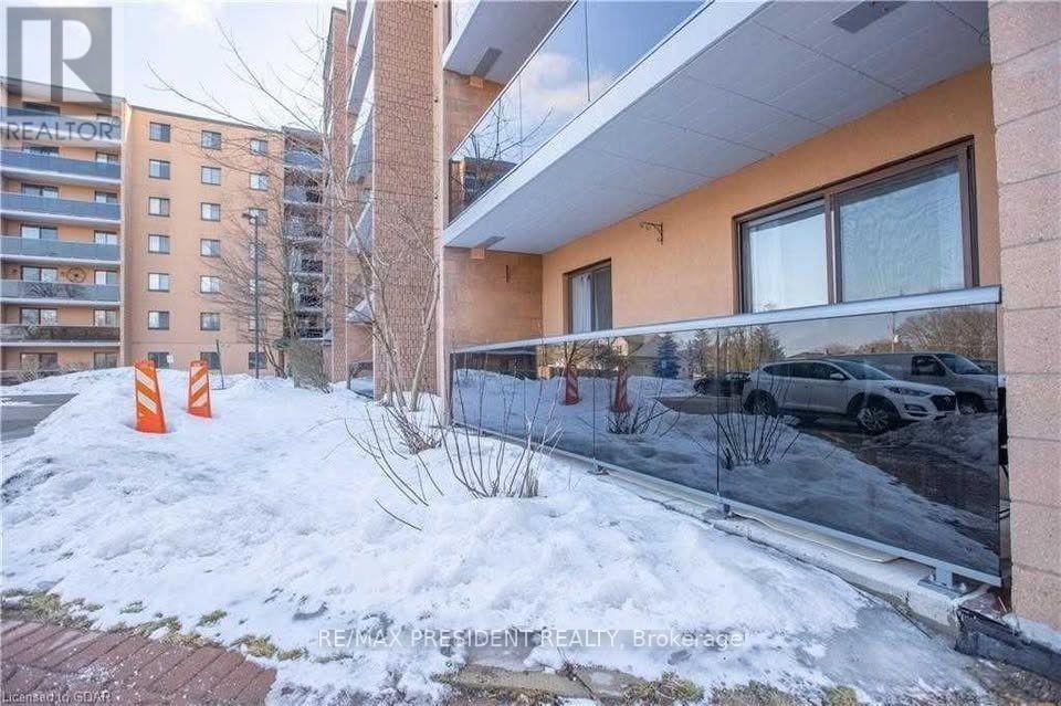 #111 29 West Avenue West, Kitchener, Ontario, N2M5E4, Kitchener, Ontario — photo 3 of 5