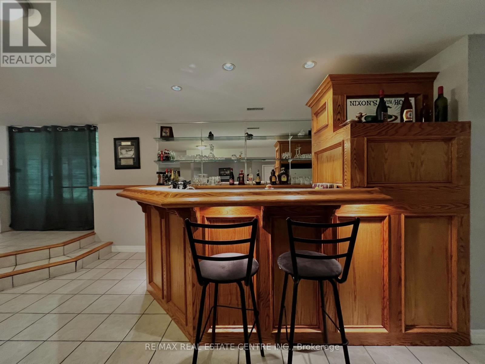 476210 3RD LINE - Image 33