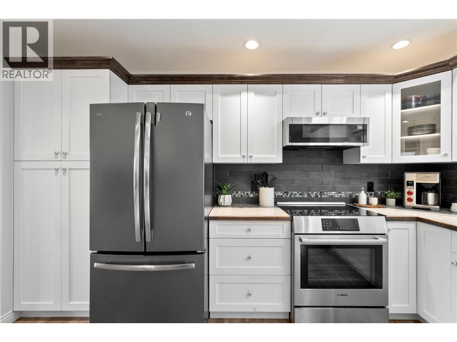710 17 Street SE - 32