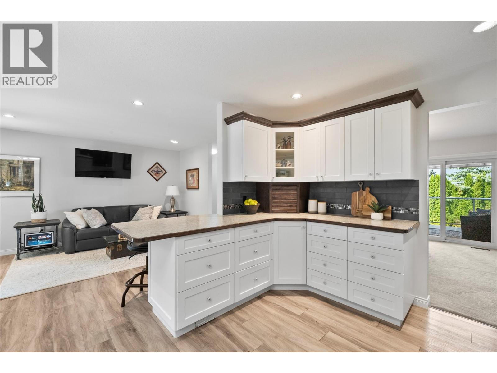 710 17 Street SE - Image 30