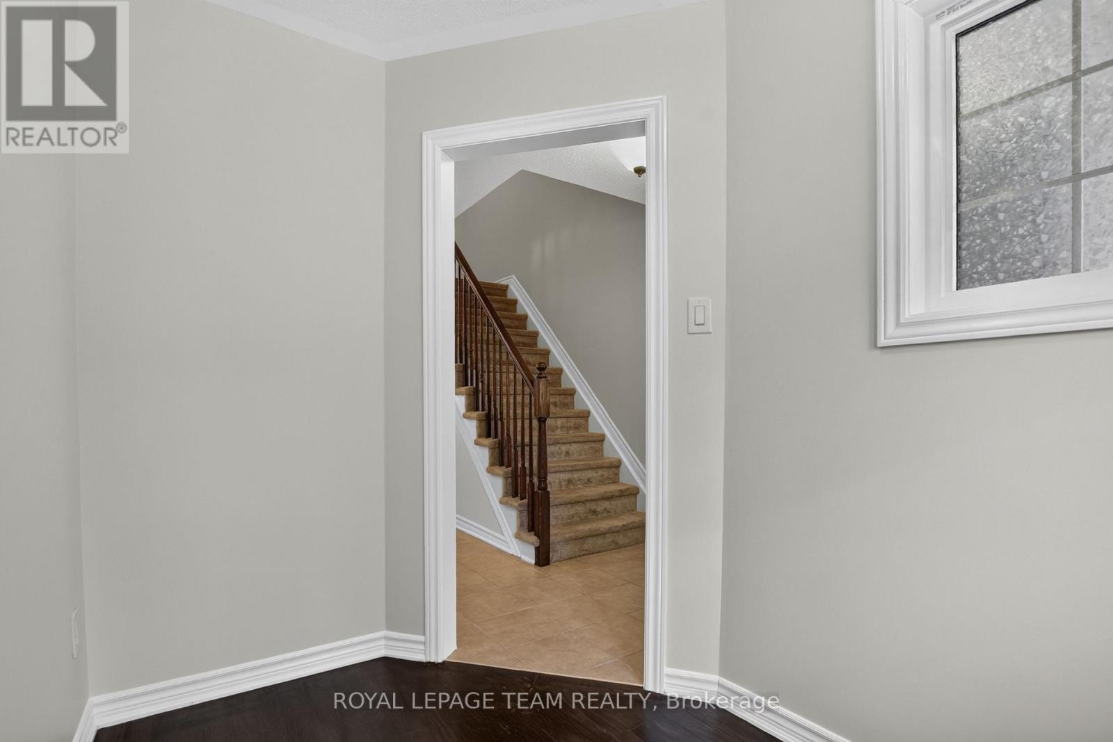 217 CONIFER CREEK CIRCLE - Image 26