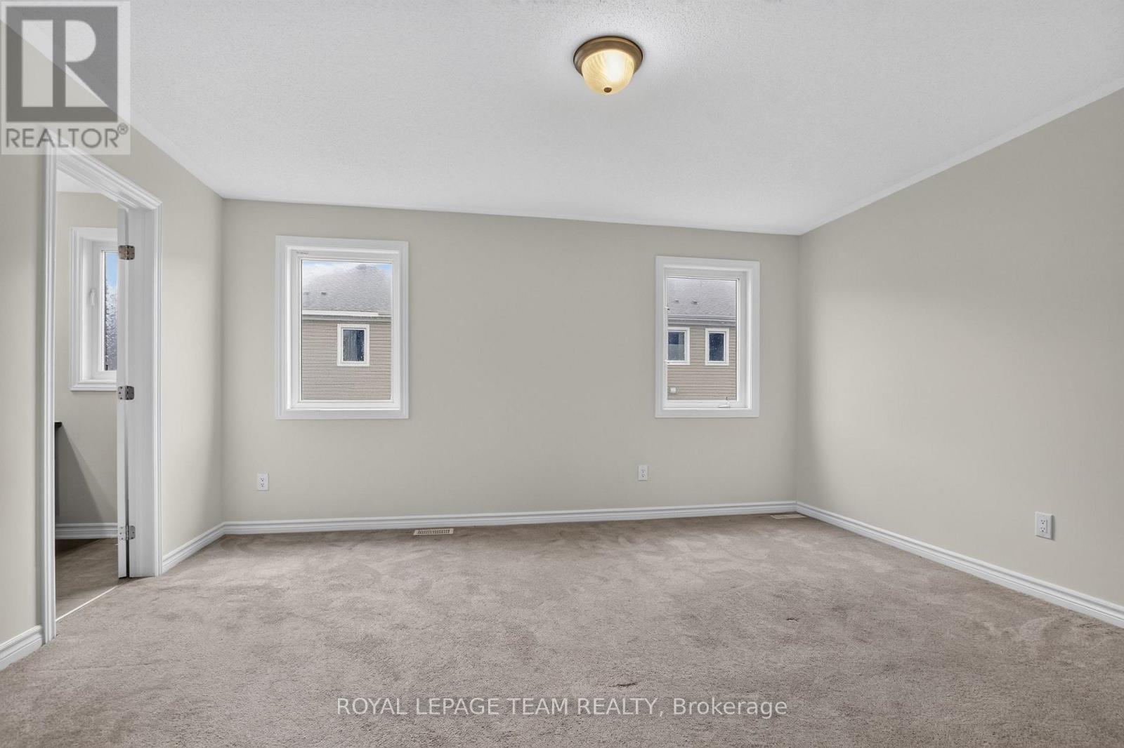 217 CONIFER CREEK CIRCLE - Image 29