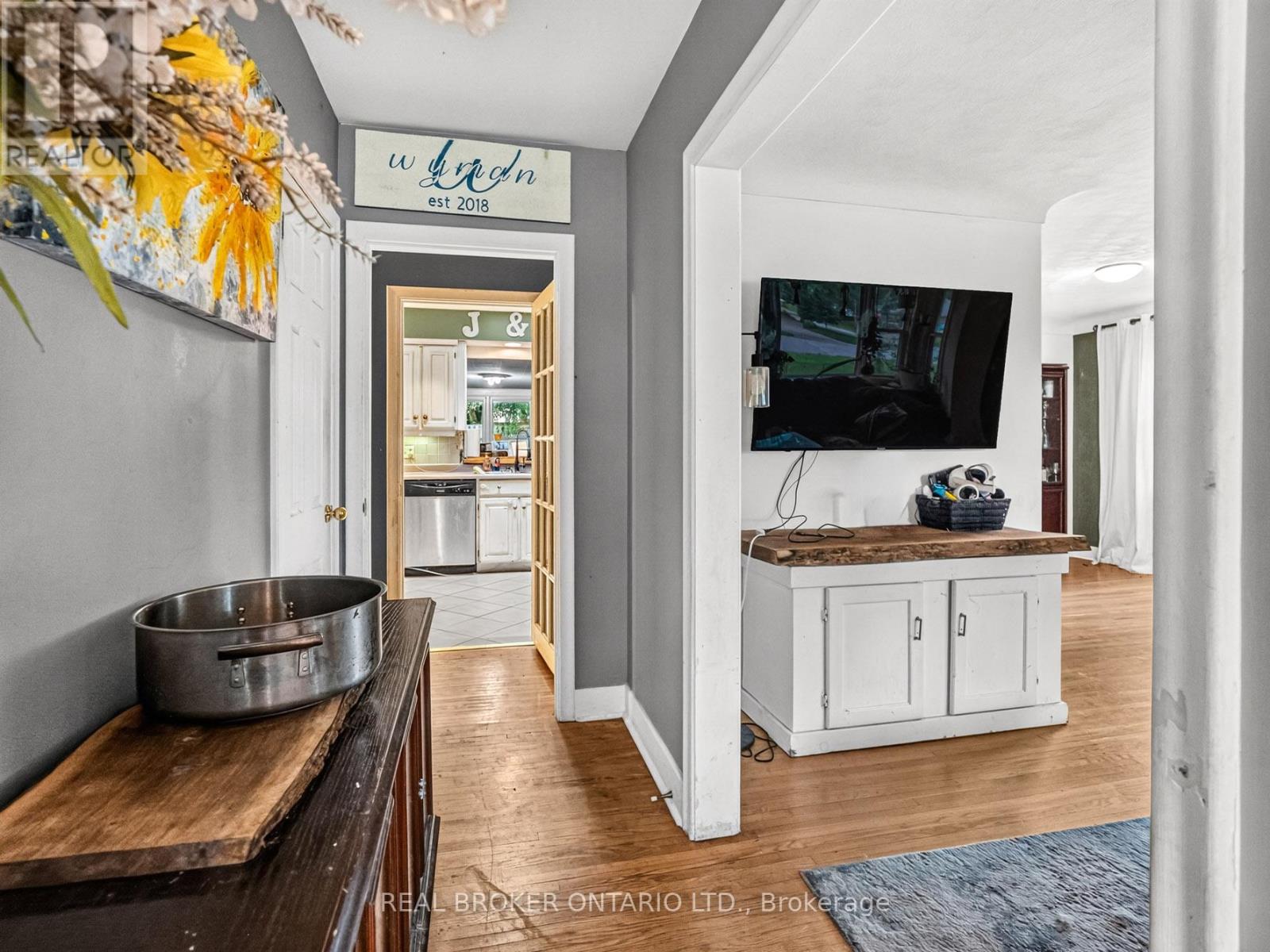 20 ALAN CRESCENT - Image 17