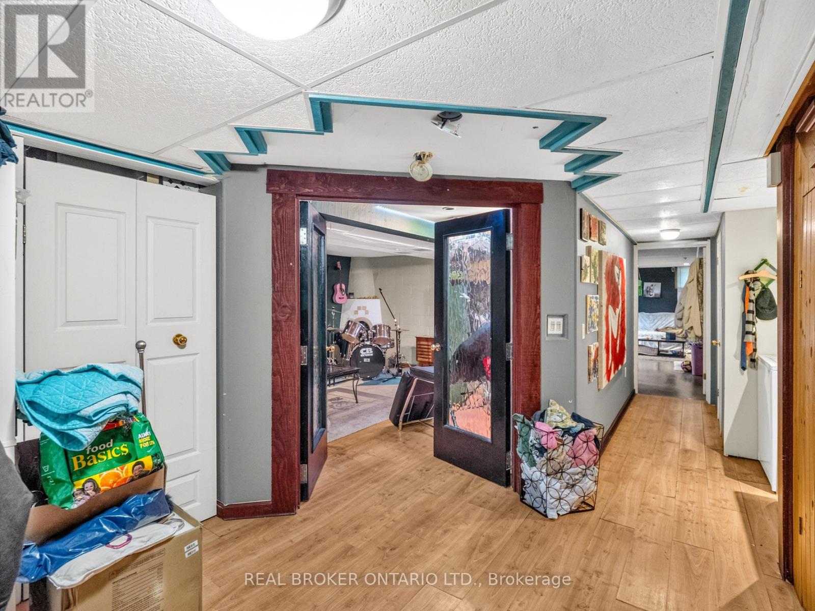 20 ALAN CRESCENT - 26