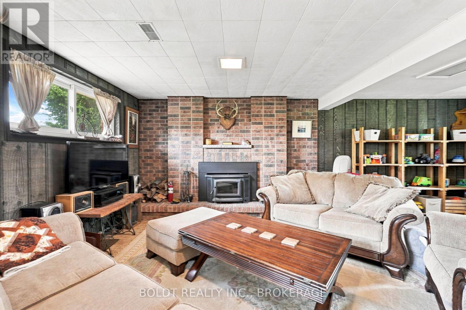 1452 CATARACT ROAD - 23