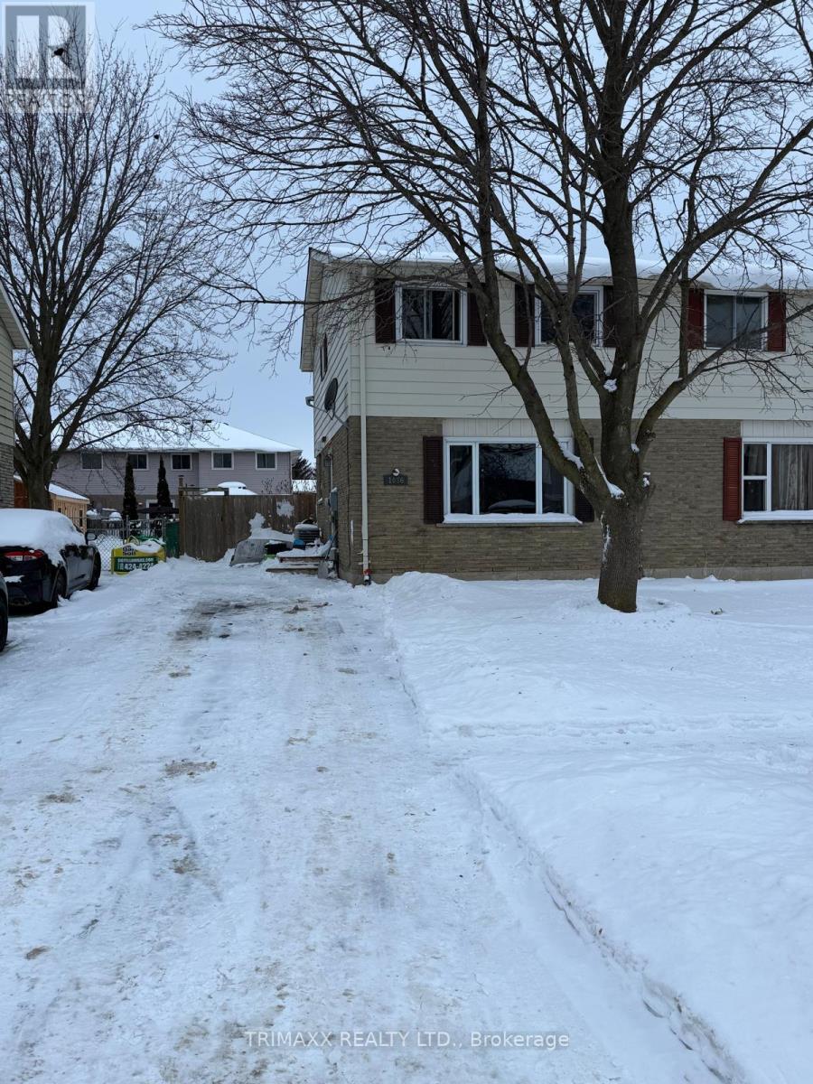 1086 CANFIELD CRESCENT - 1