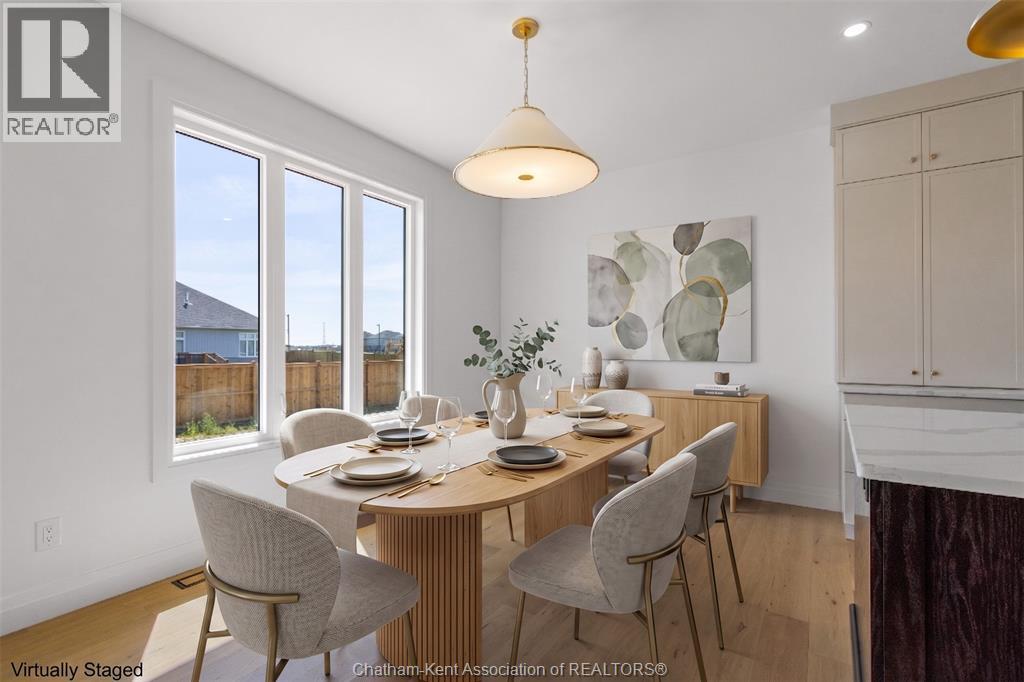 30 ROSEWOOD CRESCENT - 12