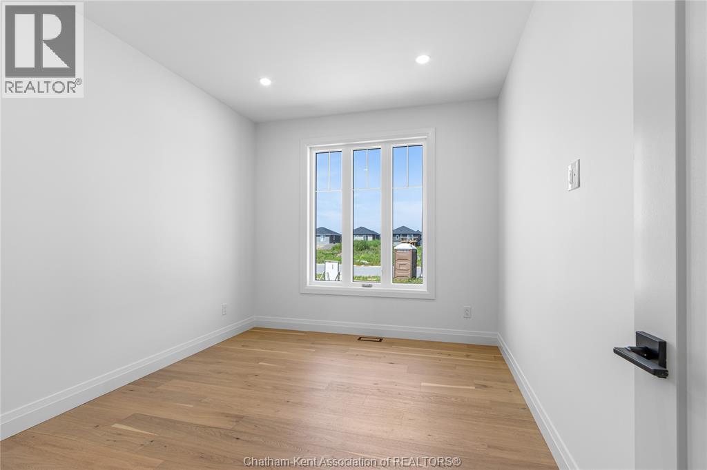 30 ROSEWOOD CRESCENT - Image 26