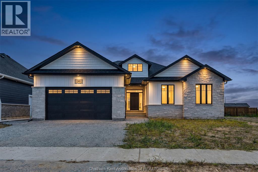 30 ROSEWOOD CRESCENT - Image 3