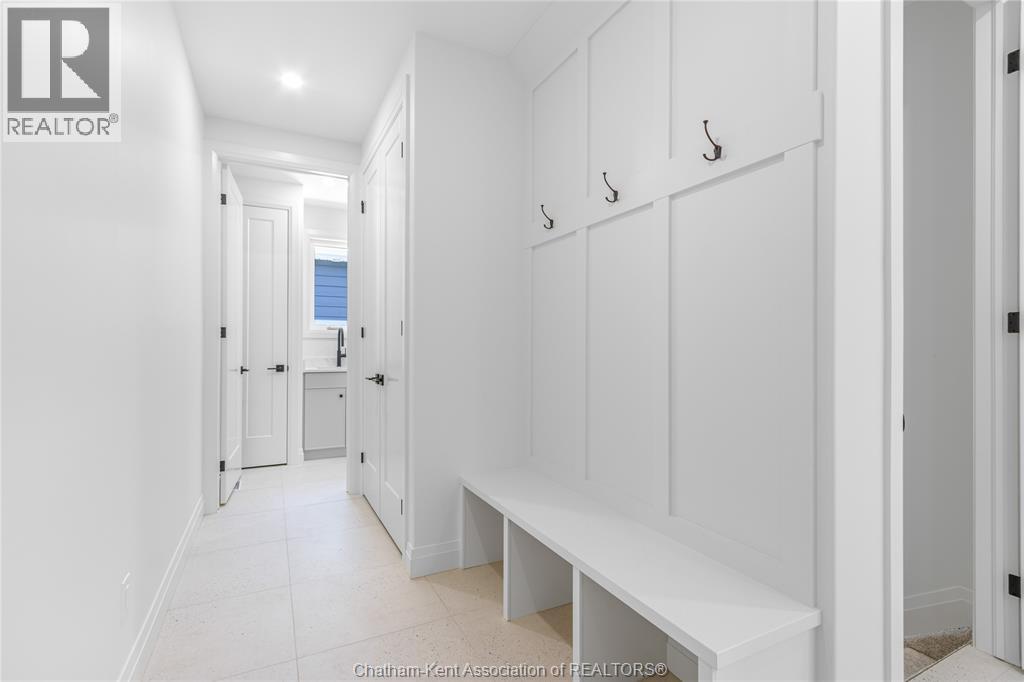 30 ROSEWOOD CRESCENT - 30