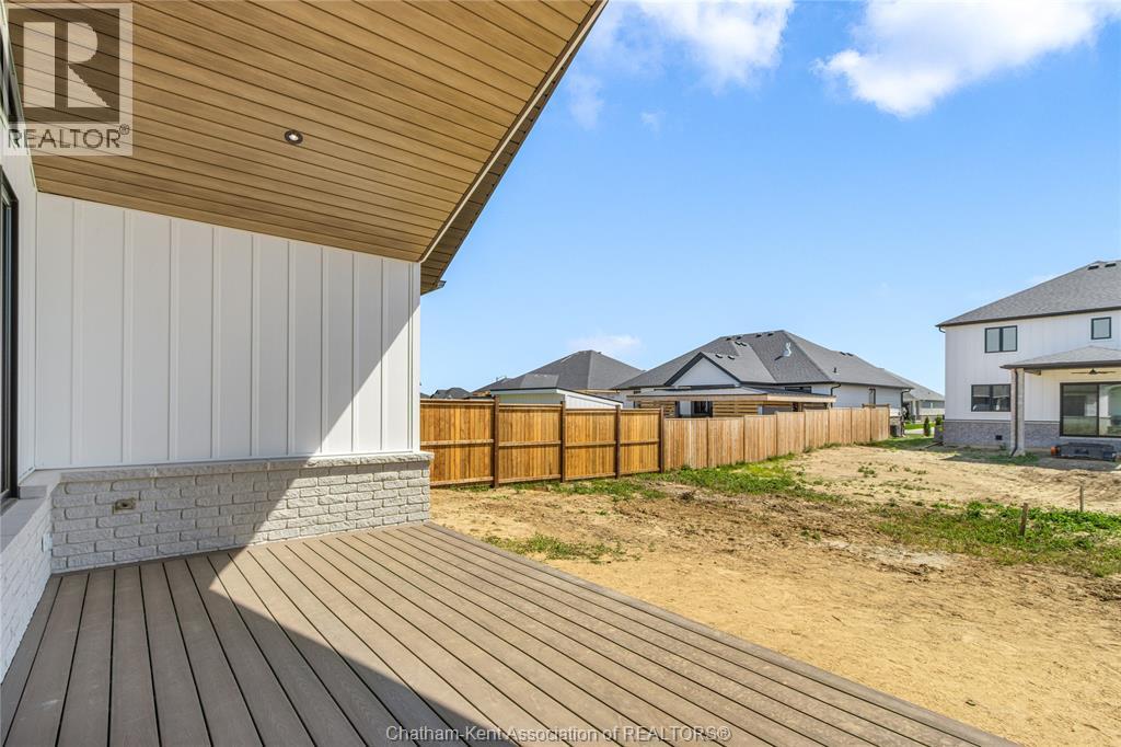 30 ROSEWOOD CRESCENT - 46