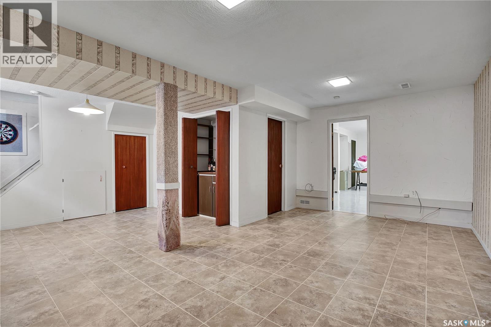 3166 Eastview - 19