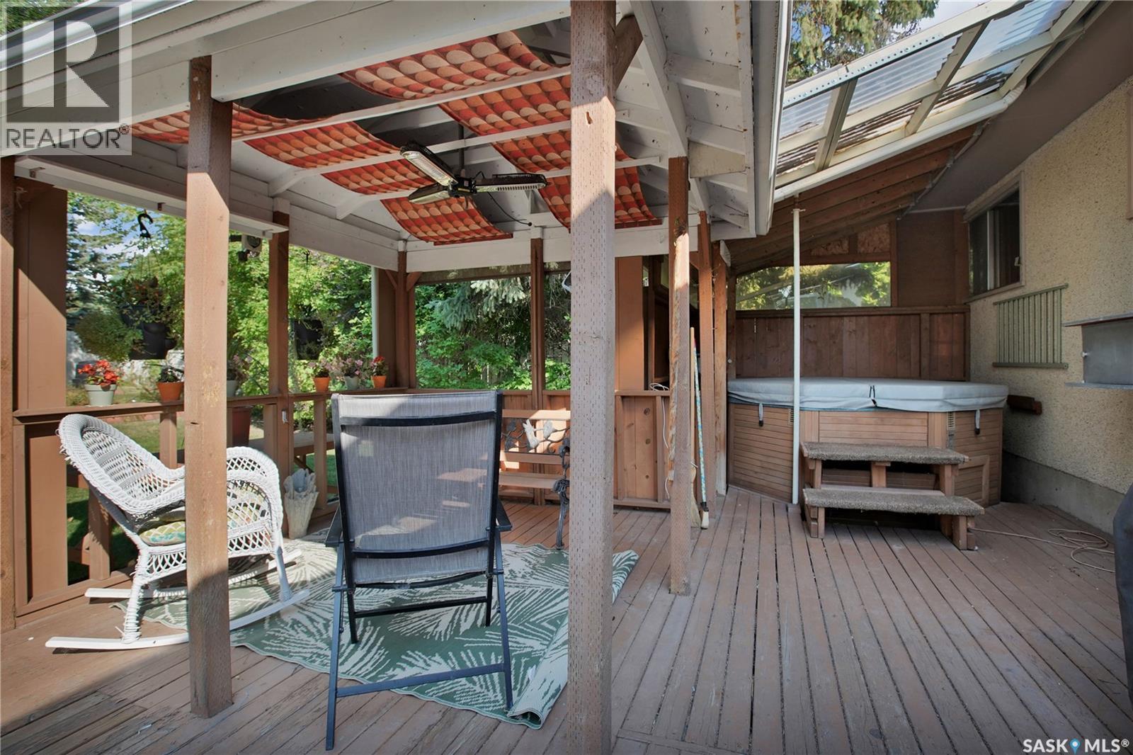 3166 Eastview - Image 26