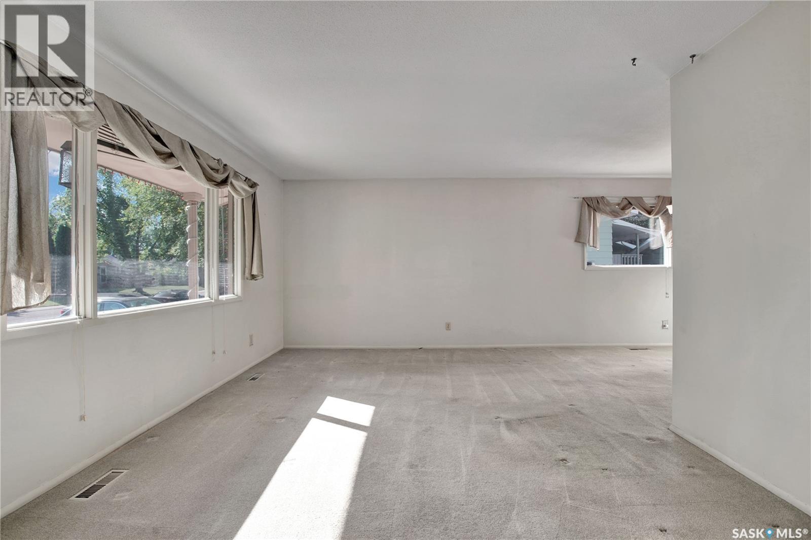 3166 Eastview - Image 5