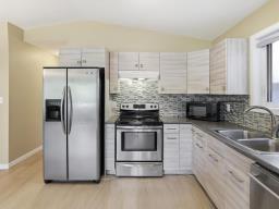 826 Weatherdon Avenue, Winnipeg, MB R3M2B9 Photo 9