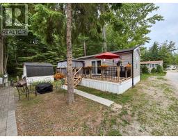 75 - 85 Theme Park Drive, Wasaga Beach, ON L9Z1X7 Photo 9