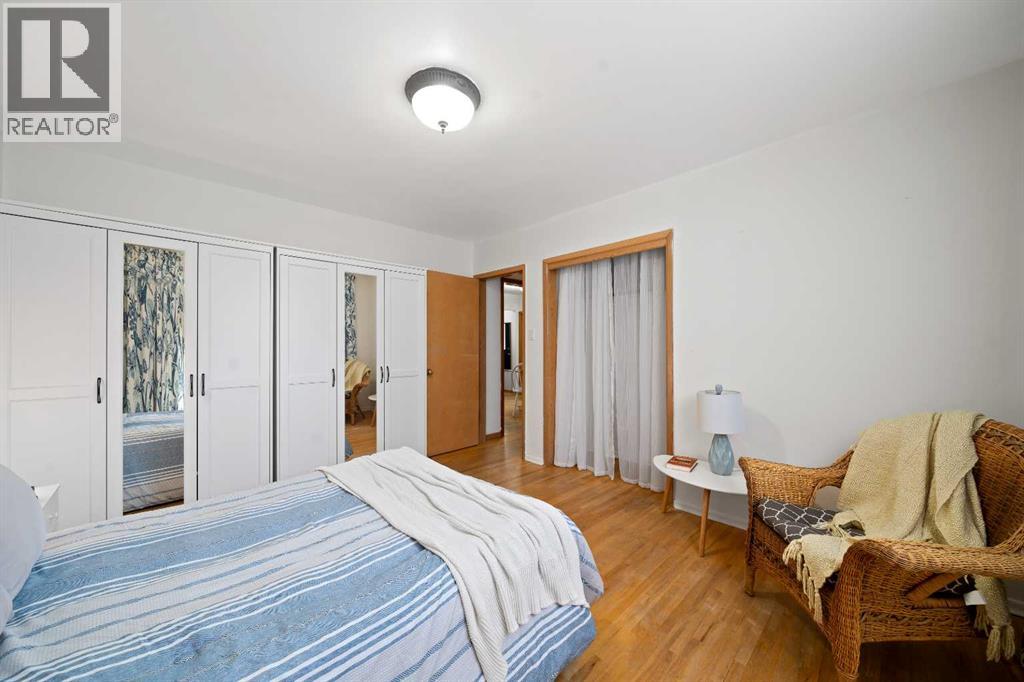 85 Huckvale Crescent SW - Image 13