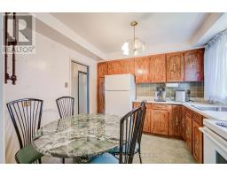 65 Ridge Point Crescent, Toronto, ON M6M2Z7 Photo 17