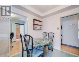 65 Ridge Point Crescent, Toronto, ON M6M2Z7 Photo 18