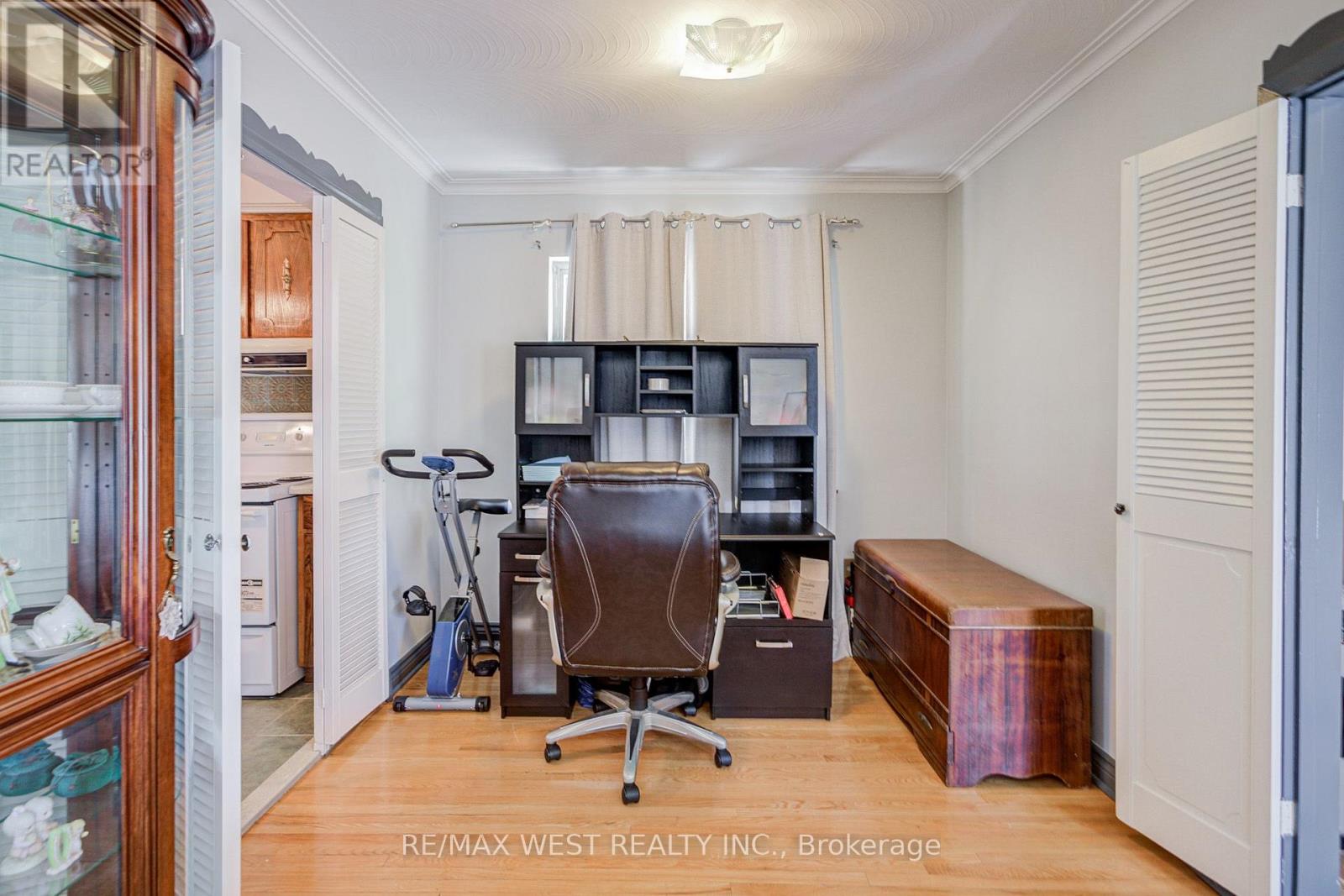 65 RIDGE POINT CRESCENT - 8