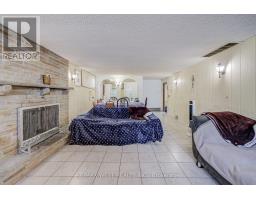65 Ridge Point Crescent, Toronto, ON M6M2Z7 Photo 44
