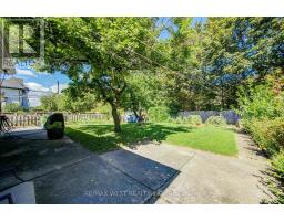 65 Ridge Point Crescent, Toronto, ON M6M2Z7 Photo 45