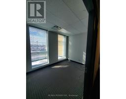 208 - 10909 Yonge Street, Richmond Hill, ON L4C3E3 Photo 11