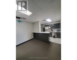 208 - 10909 Yonge Street, Richmond Hill, ON L4C3E3 Photo 13