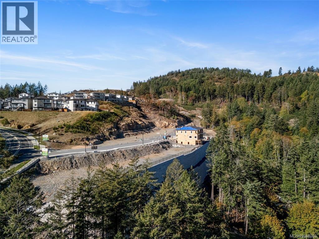 1231 Cedarbrook Way - Image 40