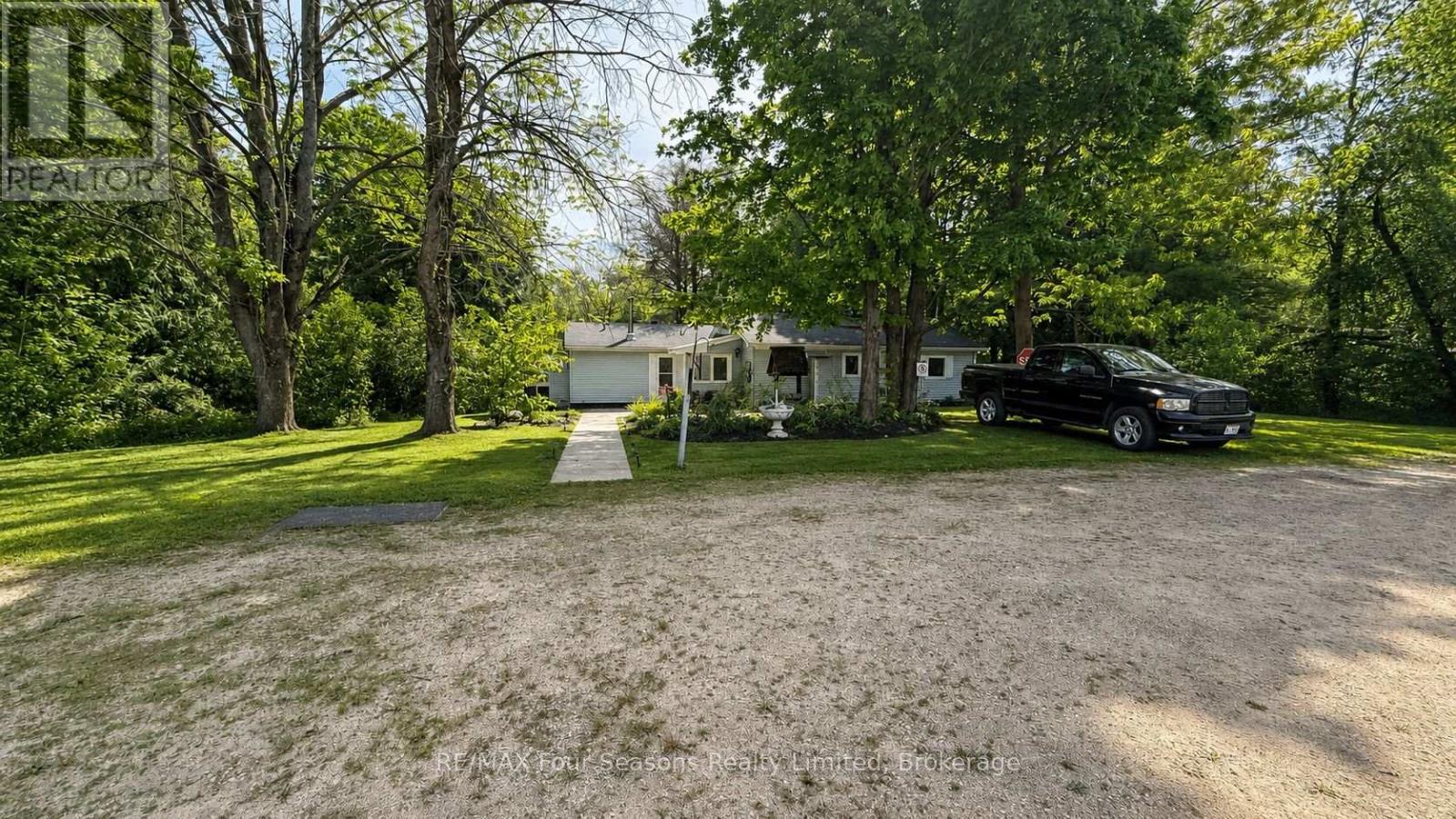 194543 SIDEROAD 30NDR SIDE ROAD N - 4