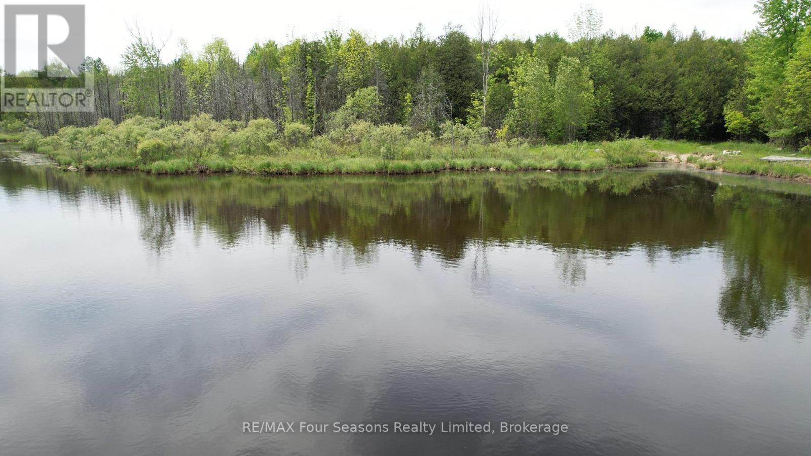 194543 SIDEROAD 30NDR SIDE ROAD N - 7