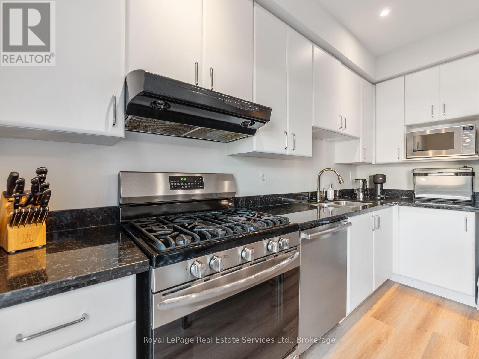 205 LITTLEWOOD DRIVE - Image 13