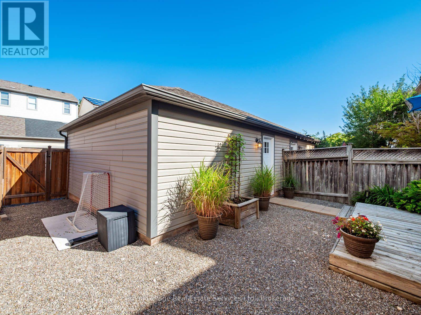 205 LITTLEWOOD DRIVE - 35