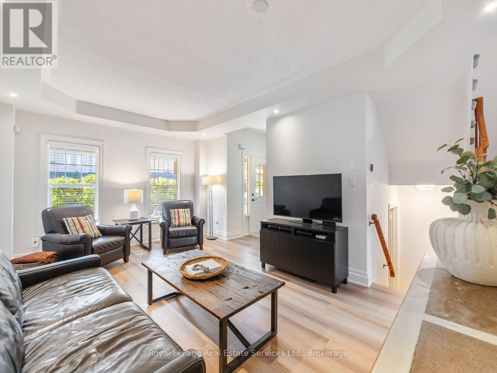 205 LITTLEWOOD DRIVE - 7