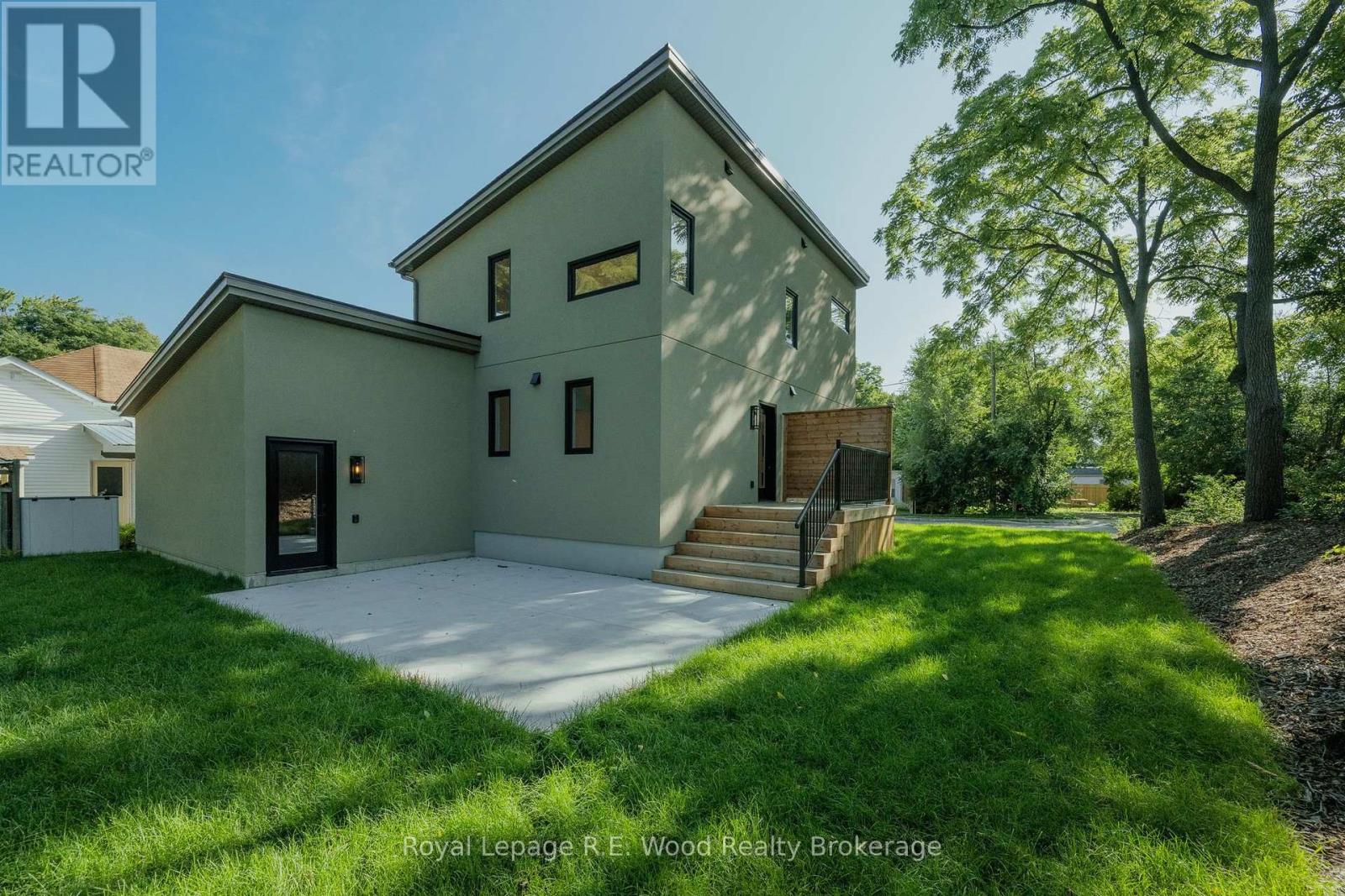 14 LUNDY LANE - 41