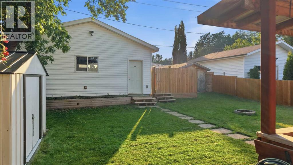Listing photo – 3814 58 Avenue, Red Deer
