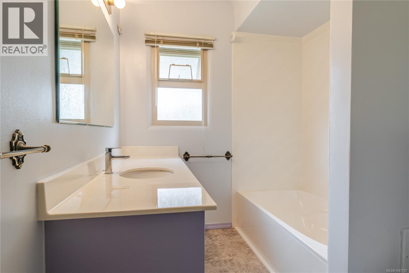  3278 Henderson Road, Oak Bay