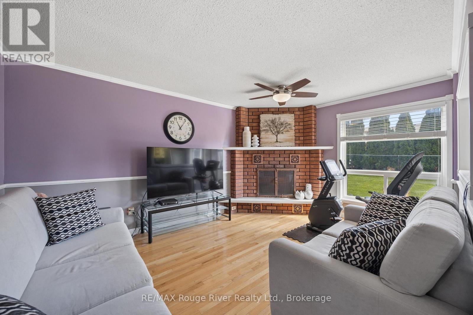 263 GLEN HILL DRIVE - Image 17