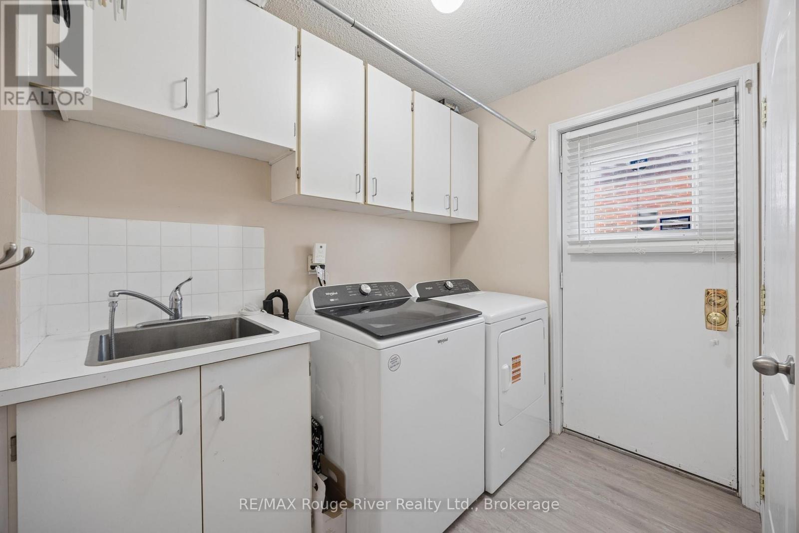 263 GLEN HILL DRIVE - 19