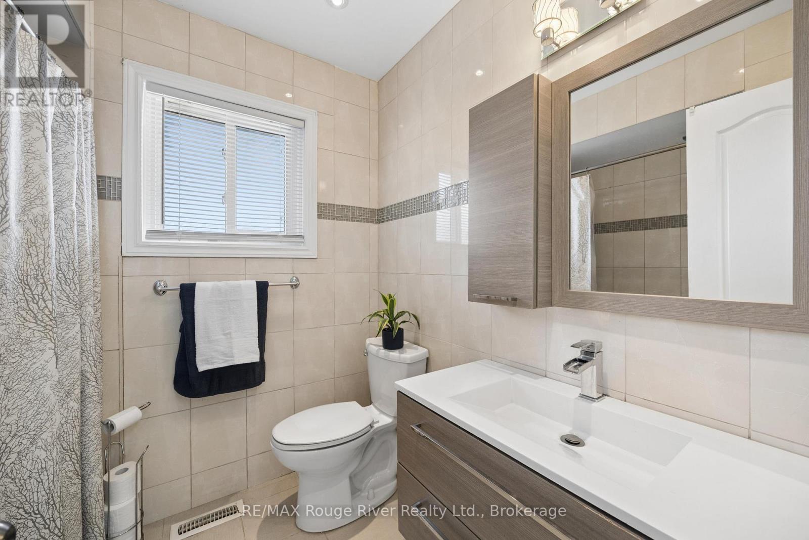 263 GLEN HILL DRIVE - 25