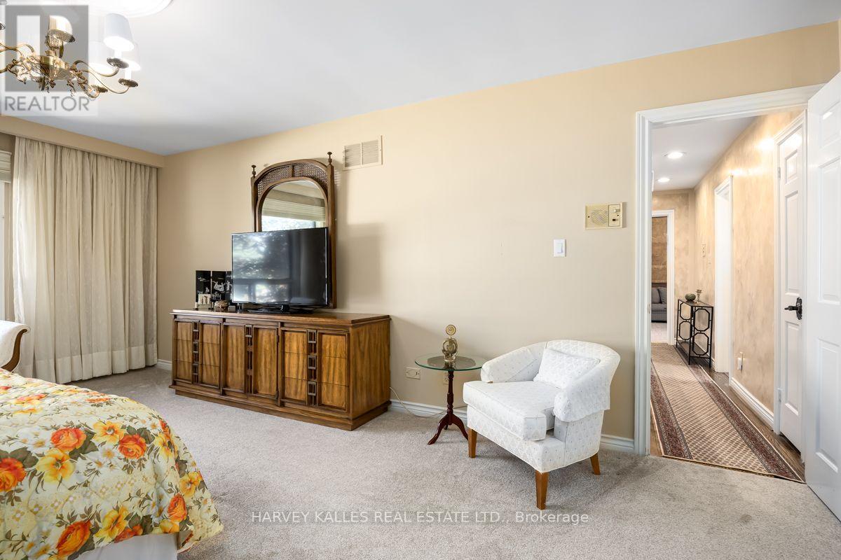 30 COREYDALE COURT - 20