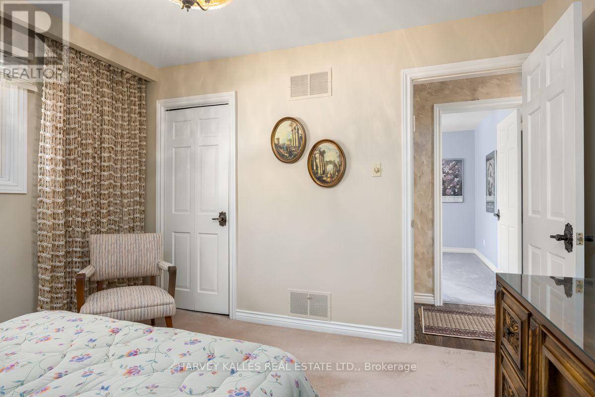 30 COREYDALE COURT - 23