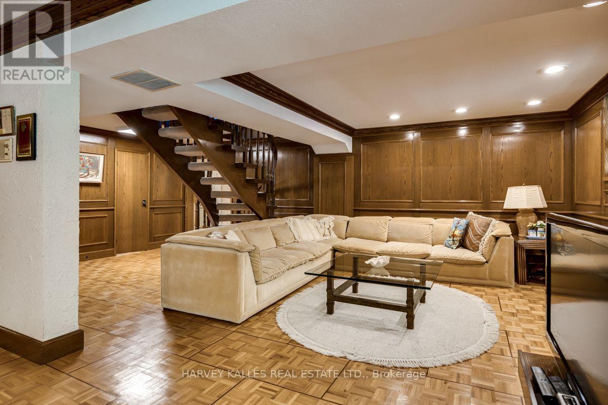 30 COREYDALE COURT - 32
