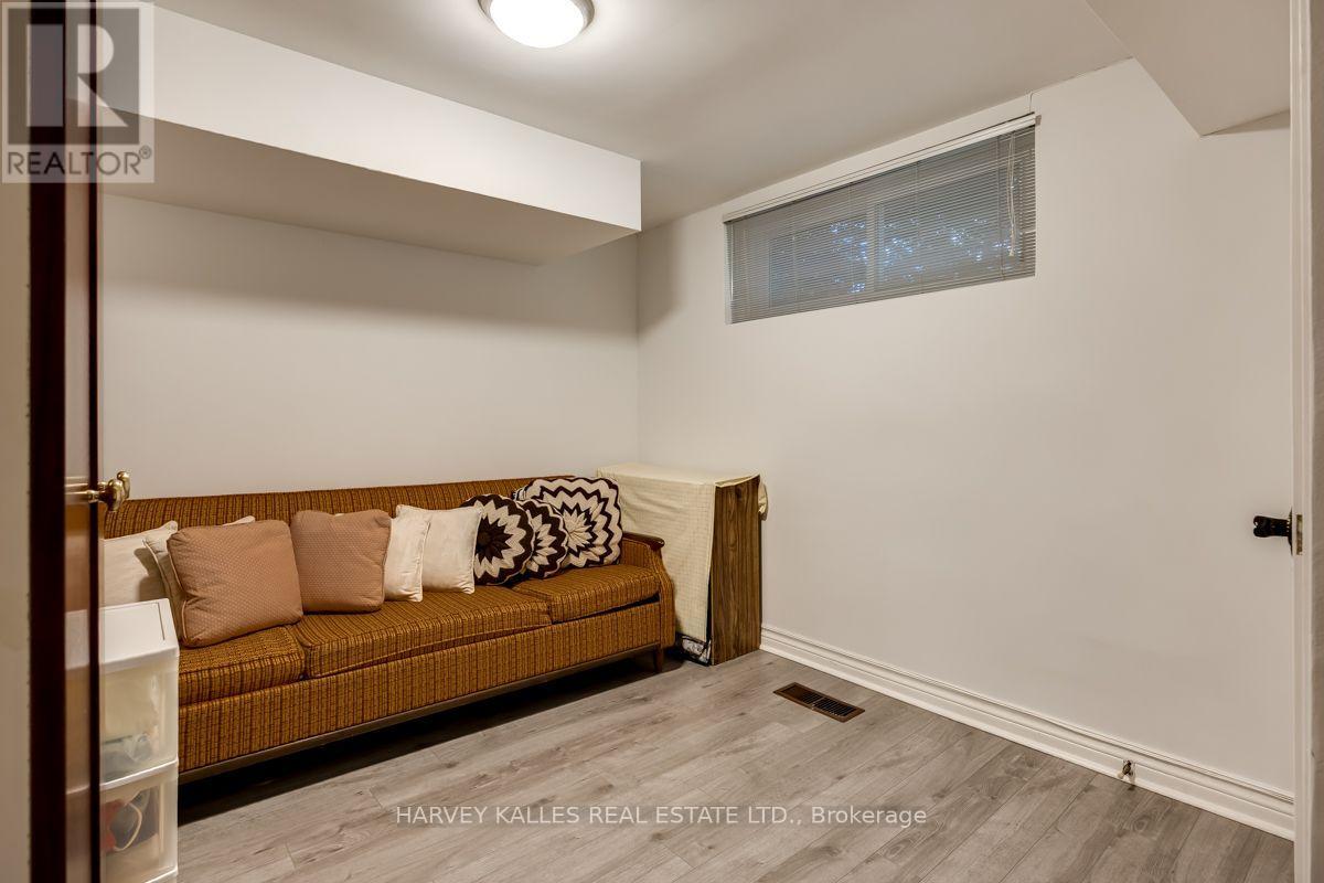 30 COREYDALE COURT - 37